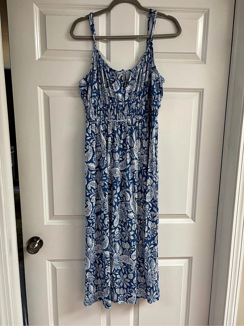 LOFT Dress in Blue & White - L